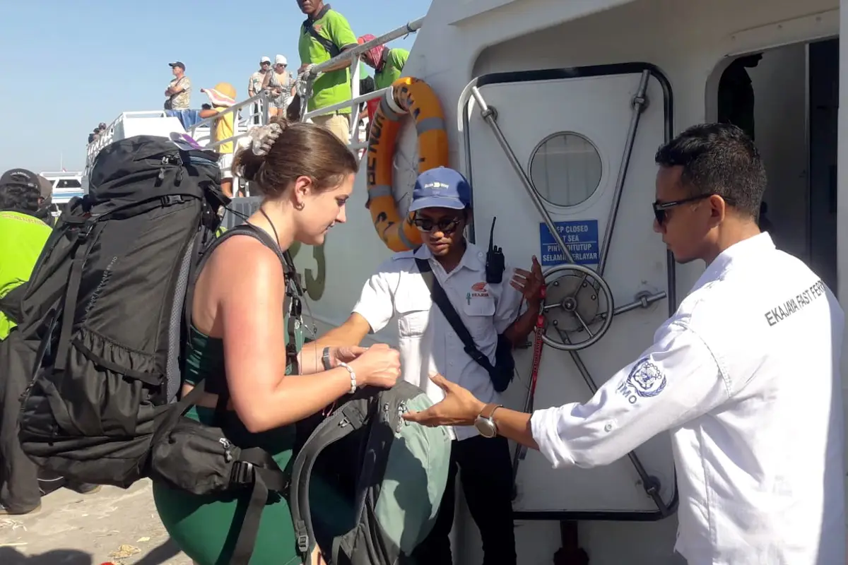 eka jaya fast ferry boarding time